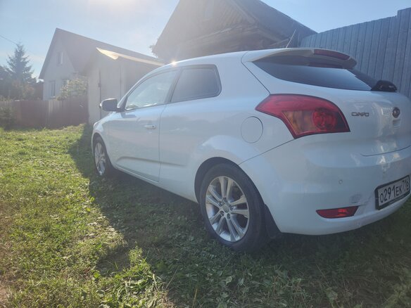 2011 Kia Ceed I Рестайлинг, белый, 550000 рублей - вид 6