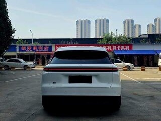 2026 Li Auto (Lixiang) i6, белый, 5825033 рублей, вид 5