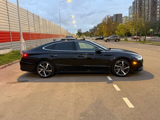 2022 Hyundai Sonata VIII (DN8), чёрный, 2100000 рублей, вид 4