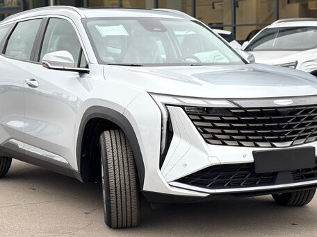 2026 Geely Atlas II, серебристый, 3449990 рублей, вид 3