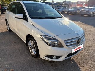 2012 Mercedes-Benz B-Класс 180 II (W246), белый, 1270000 рублей, вид 3