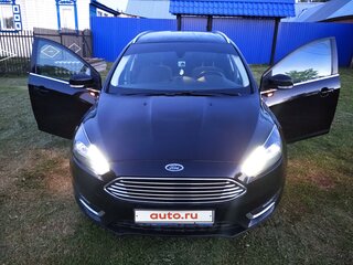 2016 Ford Focus III Рестайлинг, чёрный, 930000 рублей, вид 4
