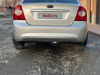 2011 Ford Focus II Рестайлинг, серебристый, 760000 рублей, вид 4