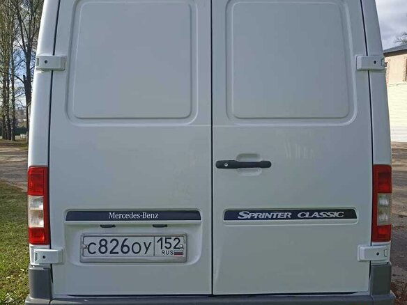 2013 Mercedes-Benz Sprinter, белый, 1600000 рублей - вид 5