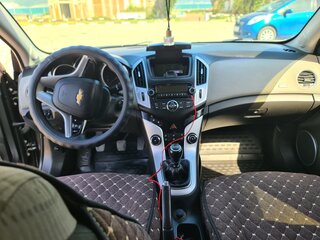 2013 Chevrolet Cruze I Рестайлинг, чёрный, 800000 рублей, вид 5