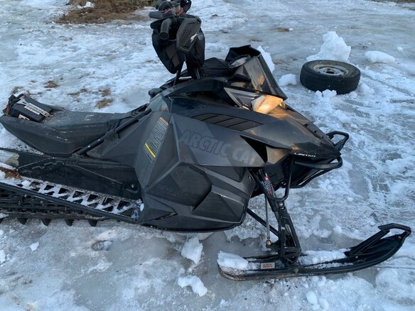 2012 Arctic Cat M-Series, чёрный, 650000 рублей - вид 17