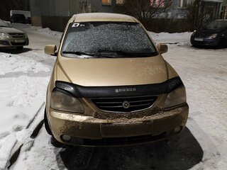 2002 Kia Carens I (RS) Рестайлинг, золотистый, 550000 рублей, вид 4