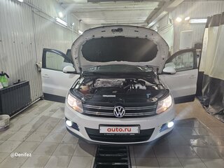 2011 Volkswagen Tiguan I Рестайлинг, белый, 1450000 рублей, вид 4