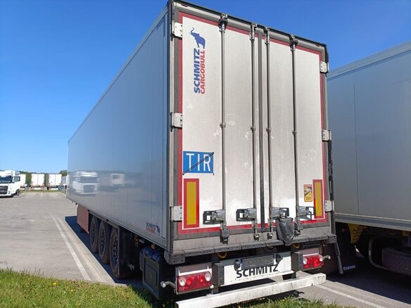 2021 Schmitz Cargobull SKO, белый, 5413547 рублей - вид 7