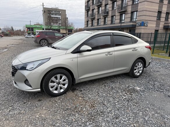 2020 Hyundai Solaris II Рестайлинг, серый, 1700000 рублей - вид 8