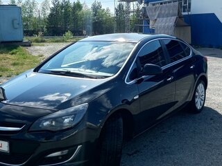 2013 Opel Astra J Рестайлинг, чёрный, 640000 рублей, вид 1