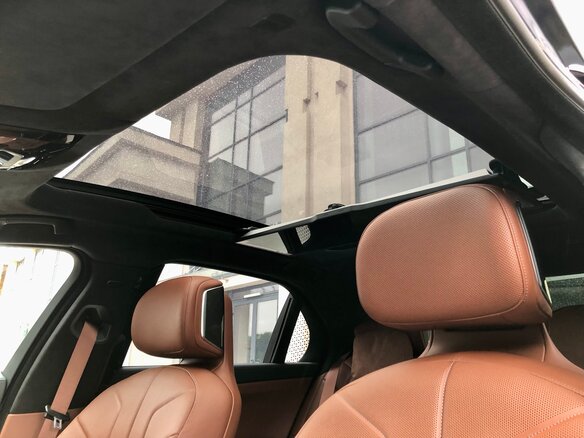 2022 BMW i7 xDrive60 I (G70), синий, 14900000 рублей - вид 12