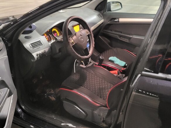 2008 Opel Astra H Рестайлинг, чёрный, 450000 рублей - вид 6