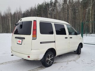 1997 Toyota Town Ace III, белый, 535000 рублей, вид 3
