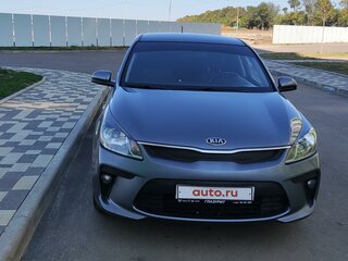 2018 Kia Rio IV, серый, 1970000 рублей, вид 1