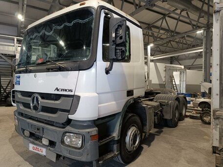 2010 Mercedes-Benz Actros, белый, 2400000 рублей, вид 1