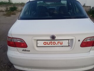 2009 Fiat Albea I Рестайлинг, белый, 390000 рублей, вид 4