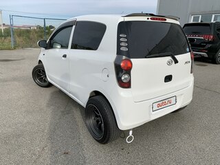 2011 Daihatsu Mira VII, белый, 330000 рублей, вид 4