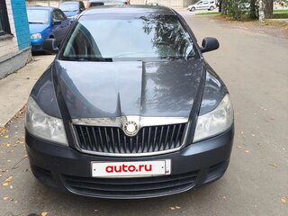 2010 Skoda Octavia II (A5) Рестайлинг, серый, 480000 рублей, вид 1