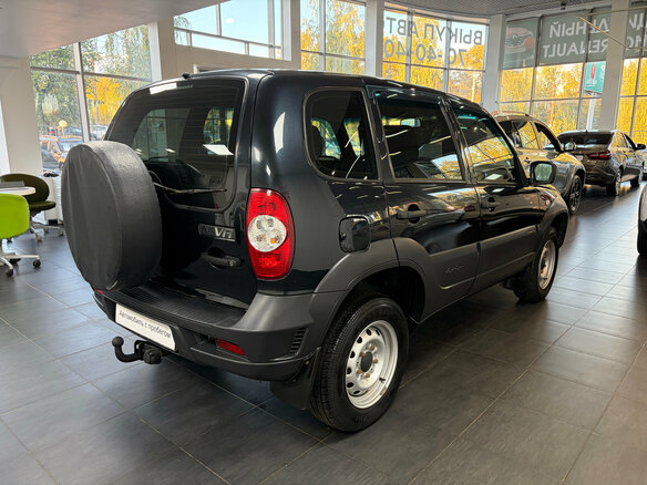 2019 Chevrolet Niva I Рестайлинг, чёрный, 692000 рублей - вид 6