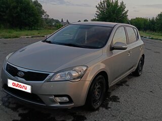 2010 Kia Ceed I, серебристый, 750000 рублей, вид 1