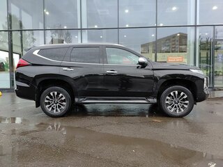 2022 Mitsubishi Montero Sport III Рестайлинг, чёрный, 3680000 рублей, вид 4