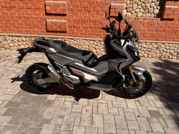 2017 Honda X-ADV, серебристый, 1000000 рублей - вид 1
