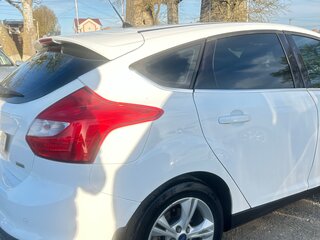 2012 Ford Focus III, белый, 750000 рублей, вид 4