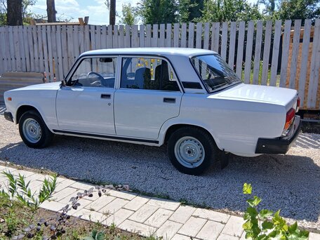 2006 Lada (ВАЗ) 2107, белый, 249000 рублей, вид 2
