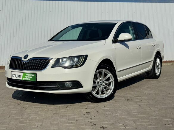 2014 Skoda Superb DSG II Рестайлинг, белый