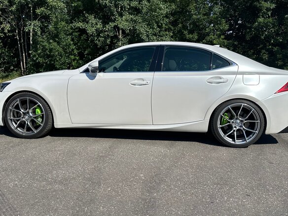 2018 Lexus IS 300 III Рестайлинг, белый, 3750000 рублей - вид 10