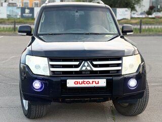2007 Mitsubishi Pajero IV, чёрный, 1400000 рублей, вид 2