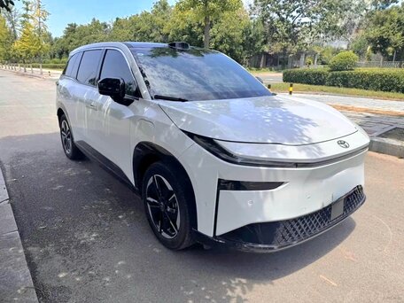 2026 Toyota bZ3X 58.3 kWh, белый, 2870000 рублей, вид 2
