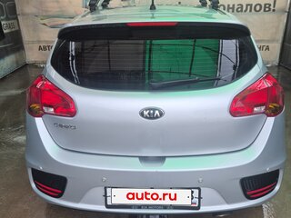 2015 Kia Ceed II Рестайлинг, серебристый, 1500000 рублей, вид 1