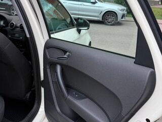 2014 Audi A1 I (8X), белый, 1150000 рублей, вид 3