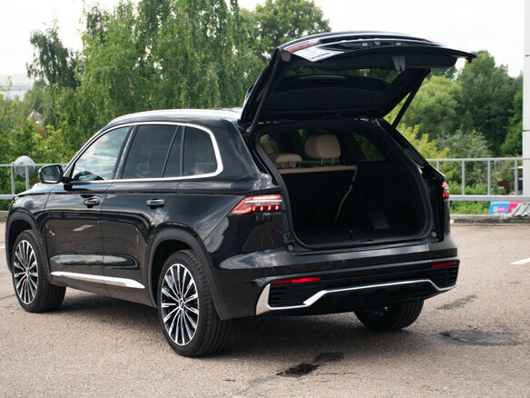 2025 Geely Monjaro (Xingyue L) I Рестайлинг (China Market), чёрный, 3497000 рублей - вид 13