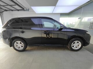 2013 Mitsubishi Outlander III, чёрный, 1315000 рублей, вид 4