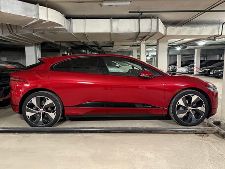 2020 Jaguar I-Pace I, красный, 4675000 рублей, вид 4
