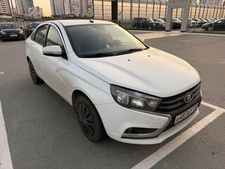 2018 Lada (ВАЗ) Vesta I, белый, 730000 рублей, вид 2
