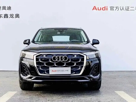 2026 Audi Q7 45 TFSI II (4M) Рестайлинг 2, чёрный, 9950000 рублей, вид 2
