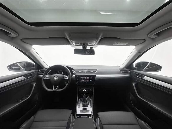2023 Skoda Superb III Рестайлинг, чёрный - вид 10