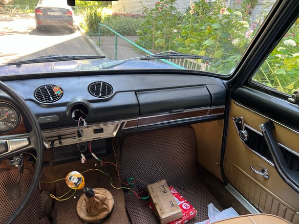 1975 Lada (ВАЗ) 2103, фиолетовый - вид 11