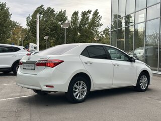 2013 Toyota Corolla XI (E160, E170, E180), белый, 1045000 рублей, вид 5