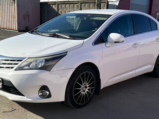 2012 Toyota Avensis III Рестайлинг, белый, 1140000 рублей, вид 1