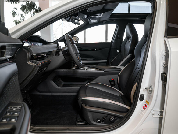 2024 Changan UNI-V I, белый, 3329900 рублей - вид 15