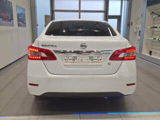 2014 Nissan Sentra VII (B17), белый, 810000 рублей, вид 5
