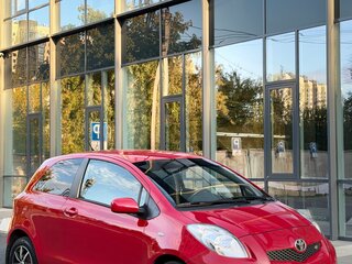 2008 Toyota Yaris II, красный, 549000 рублей, вид 3