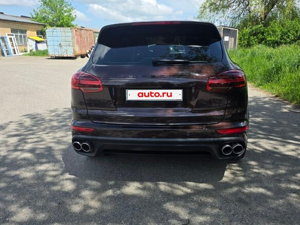 2016 Porsche Cayenne S Diesel II Рестайлинг (958), коричневый, 4799999 рублей - вид 3
