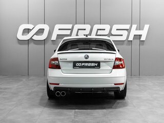 2017 Skoda Octavia III (A7) Рестайлинг, белый, 1344000 рублей, вид 4