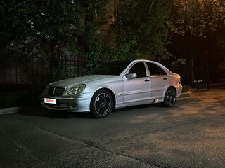 2004 Mercedes-Benz C-Класс 200 II (W203), серебристый, 720000 рублей, вид 2